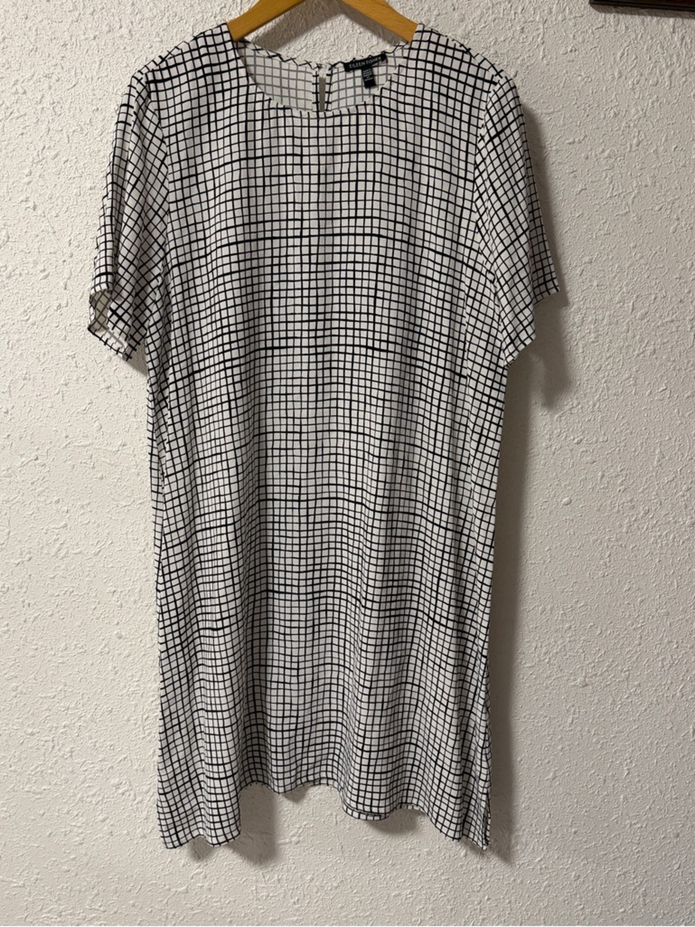 Eileen Fisher Black and White Geometric short Sleeve Dress medium